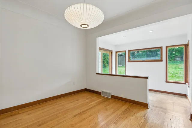 $3,400 | 712 Collegewood Street, Ypsilanti, MI 48197