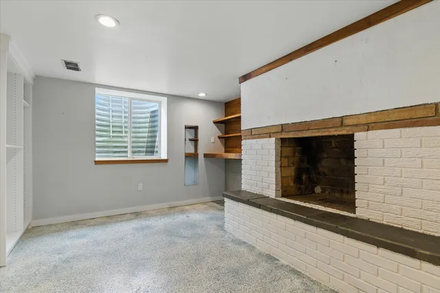 $3,400 | 712 Collegewood Street, Ypsilanti, MI 48197