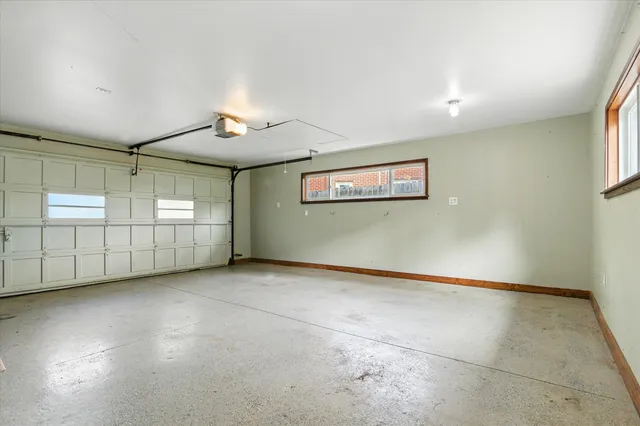 $3,400 | 712 Collegewood Street, Ypsilanti, MI 48197