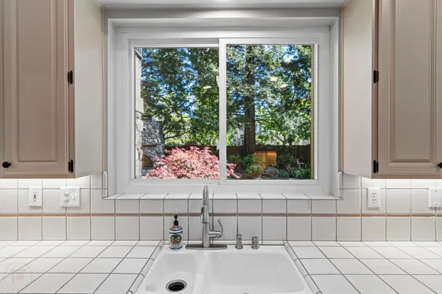 $978,500 | 4583 Pine Valley Circle, Stockton, CA 95219