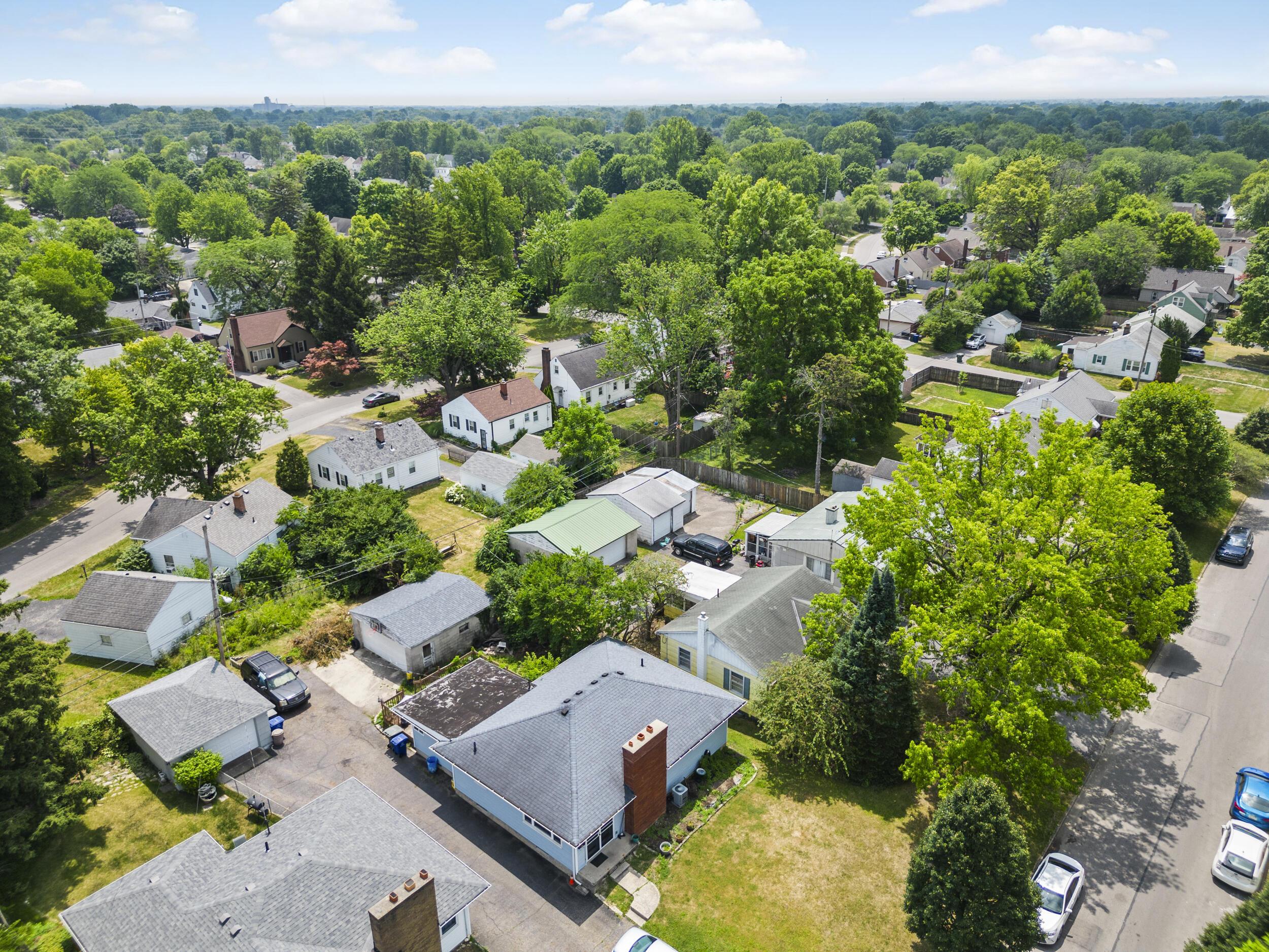 860 South Broadleigh Road Columbus, OH 43209 - Photo 30 of 30 31_drone 06