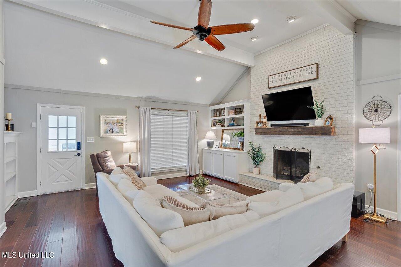 08-104 Lowe Cir