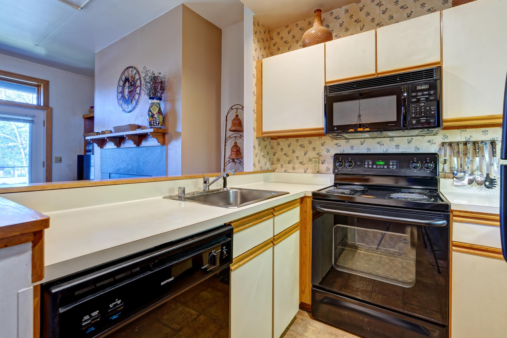 114 High Ridge Road, Unit C5 Killington, VT 05751 - Photo 10 of 23 Gallery Image 10