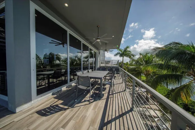 $3,995,000 | 118 East Avenue East, Marathon, FL 33050