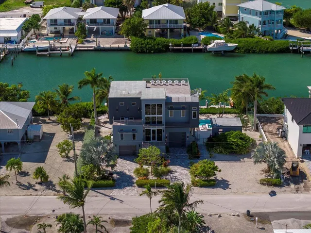 $3,995,000 | 118 East Avenue East, Marathon, FL 33050