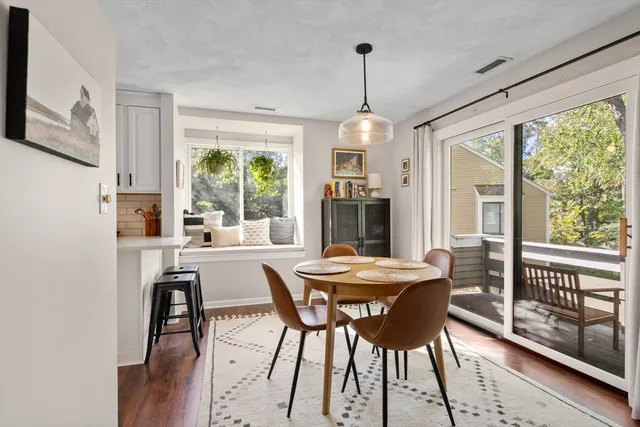 $519,900 | 22 Concord Greene, Unit 2, Concord, MA 01742