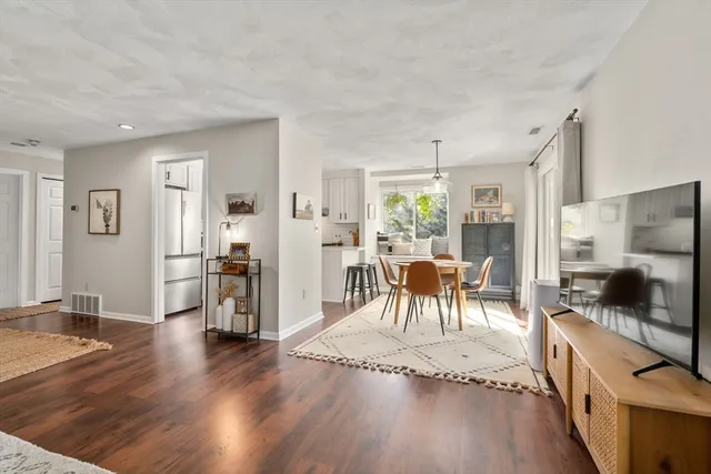 $519,900 | 22 Concord Greene, Unit 2, Concord, MA 01742