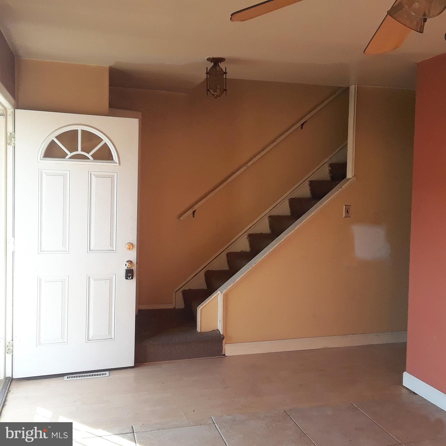 5663 Selford Road Halethorpe, MD 21227 - Photo 5 of 10 Interior (General)