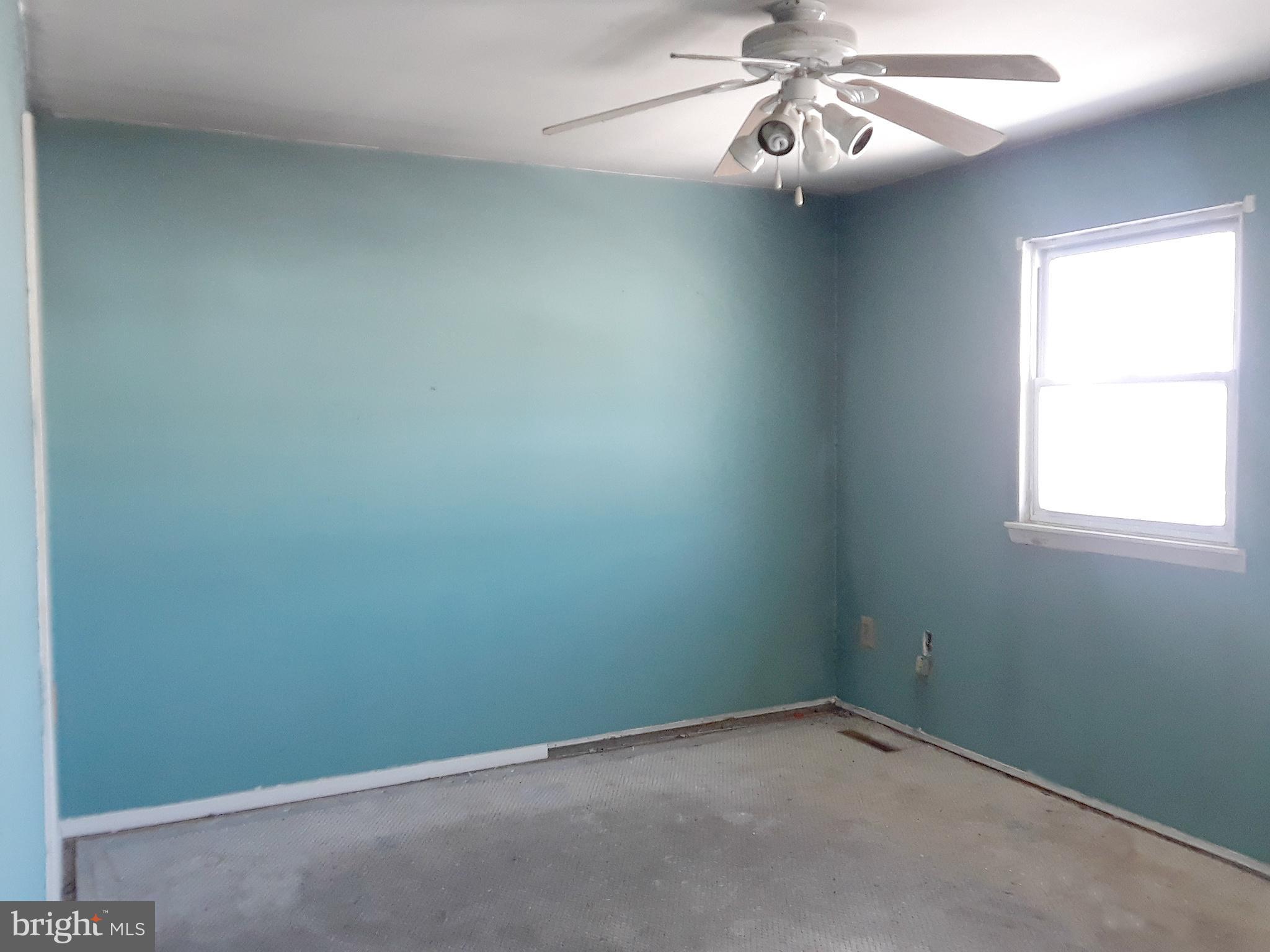 5663 Selford Road Halethorpe, MD 21227 - Photo 8 of 10 Bedroom