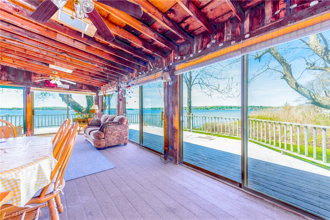 174 Andrew Comstock Road Warwick, RI 02886 - Photo 12 of 40 Sun room