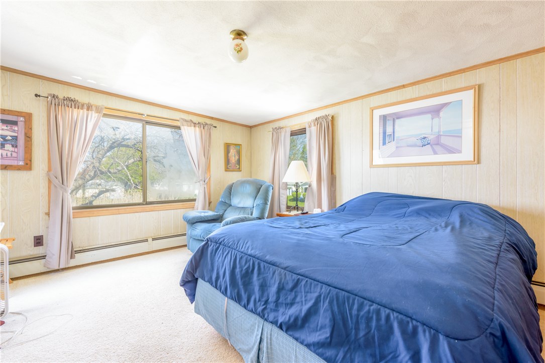 174 Andrew Comstock Road Warwick, RI 02886 - Photo 19 of 40 Bedroom