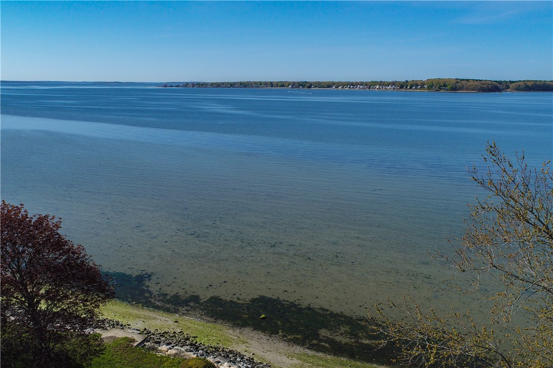174 Andrew Comstock Road Warwick, RI 02886 - Photo 25 of 40 Greenwich Bay