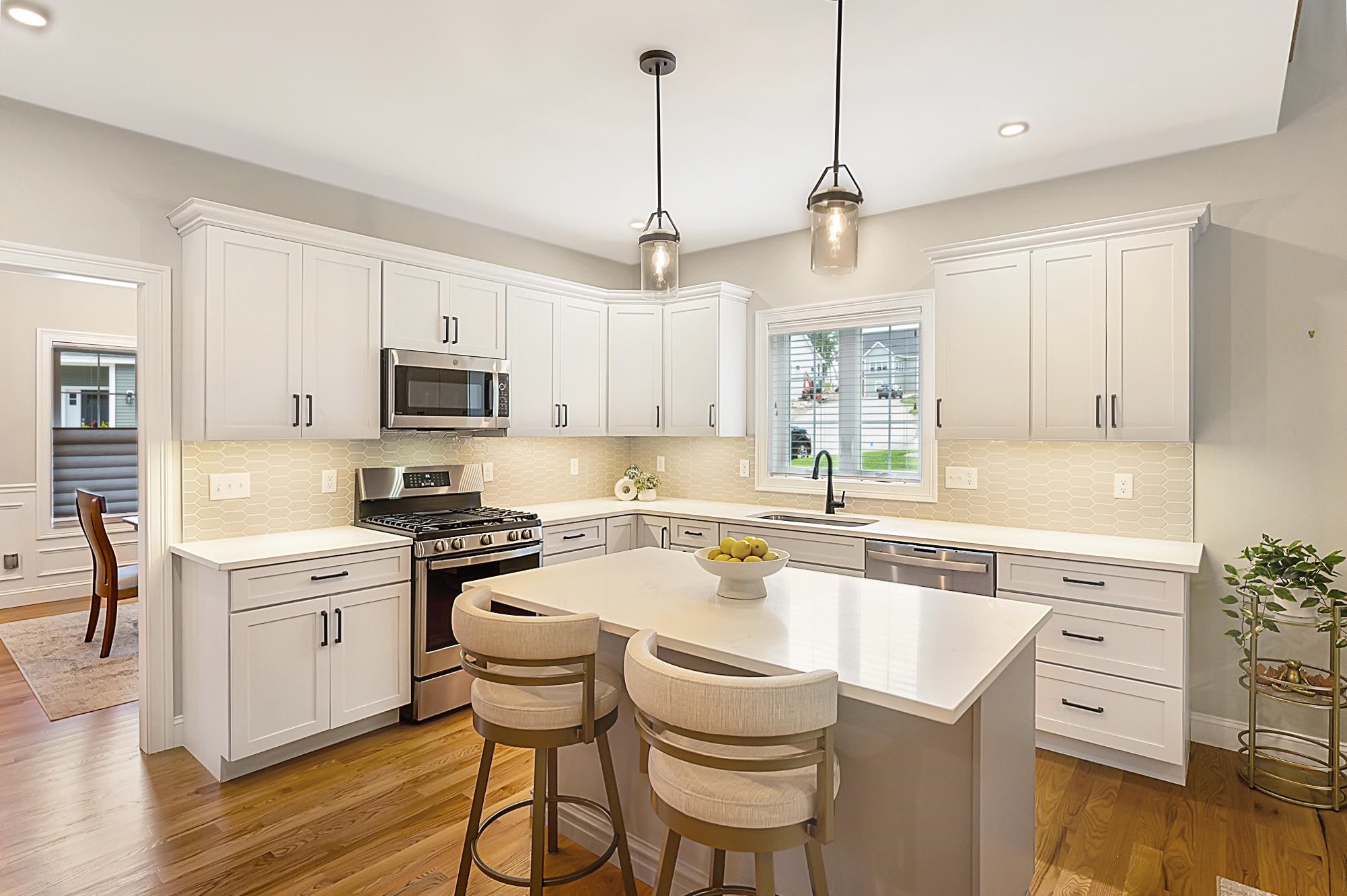 2 Midtrail Crossing Lane Windham, NH 03087 - Photo 7 of 41