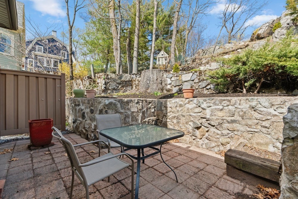 33 Nowell Road Melrose, MA 02176 - Photo 12 of 35