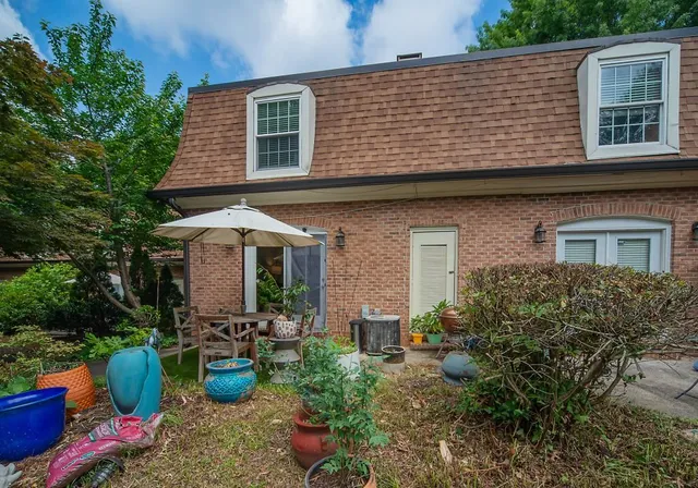 $254,000 | 1261 Lavista Road Northeast, Unit N4, Atlanta, GA 30324