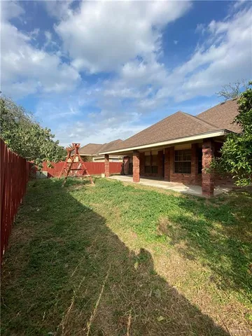 $2,000 | 1109 North 47th Street, McAllen, TX 78501