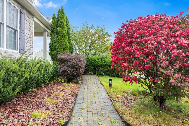 $599,000 | 5 Matthews Court, Cohoes, NY 12047