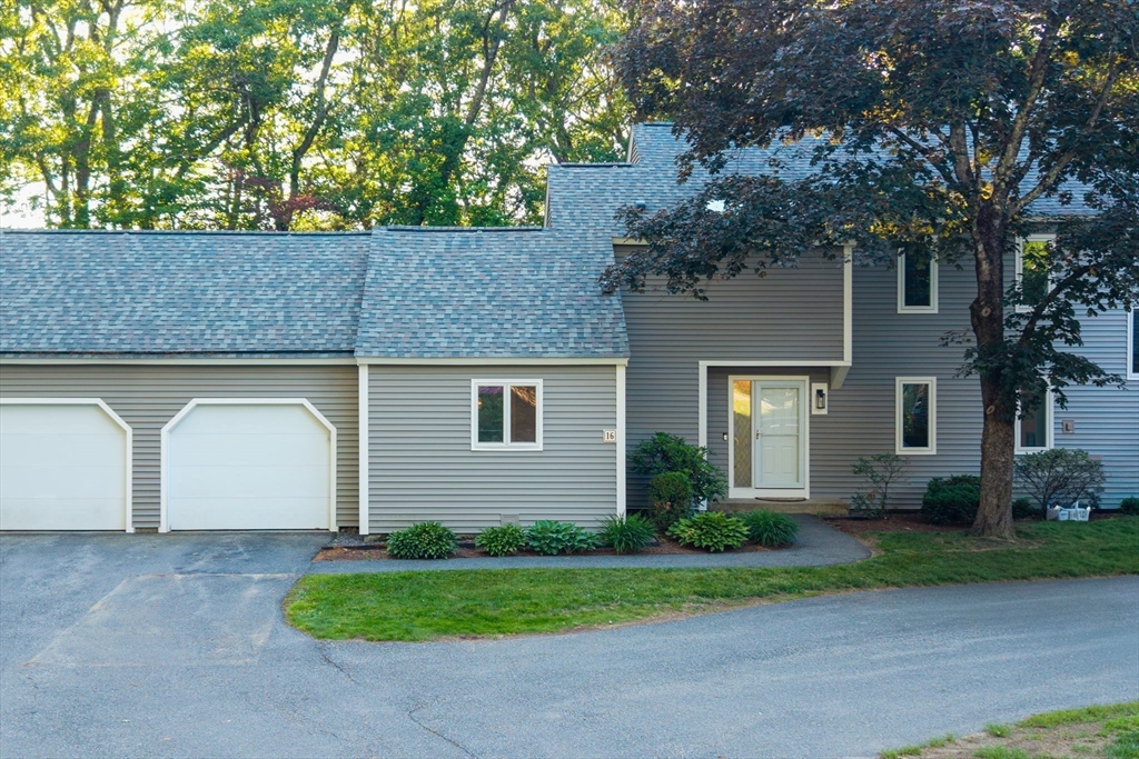 16 Coltsway, Unit 16 Wayland, MA 01778 - Photo 2 of 21