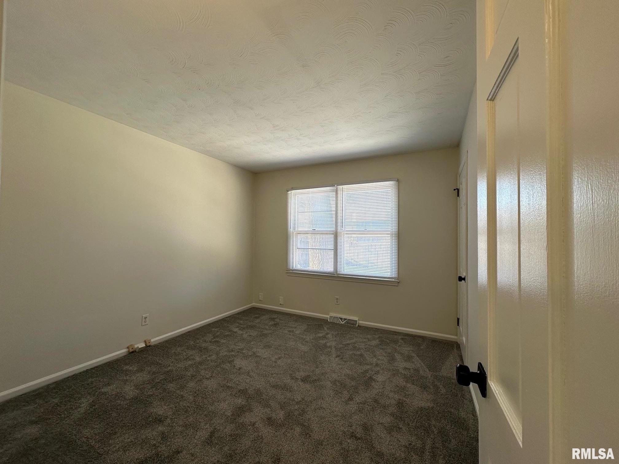 2403 Lynnhaven Drive Springfield, IL 62704 - Photo 17 of 18