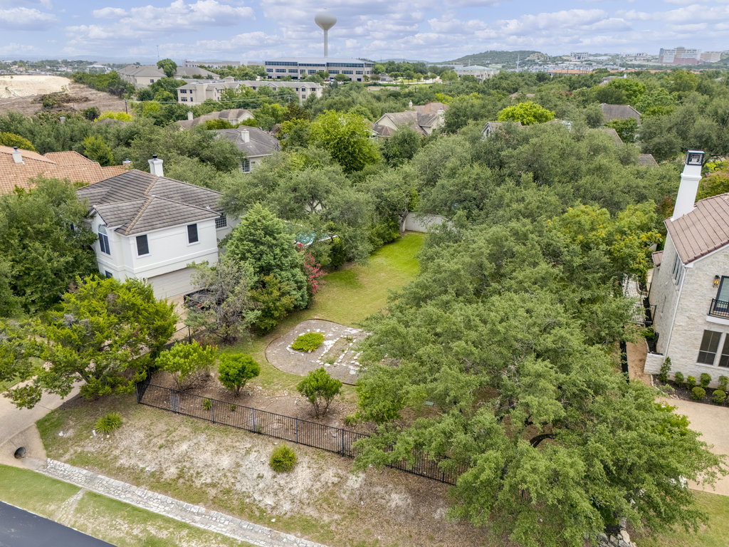 9 Wingreen Loop The Hills, TX 78738 - Photo 2 of 5 View from above of property