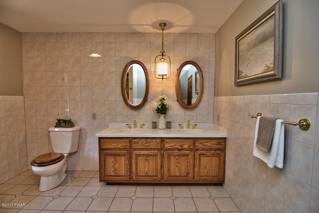 4130 Jubilee Road Moscow, PA 18444 - Photo 61 of 97 Bedroom 2 Bath View 1