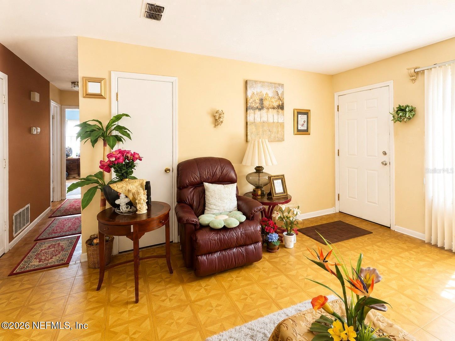 263 Ross Road Tallahassee, FL 32305 - Photo 3 of 13 GetMedia (8)