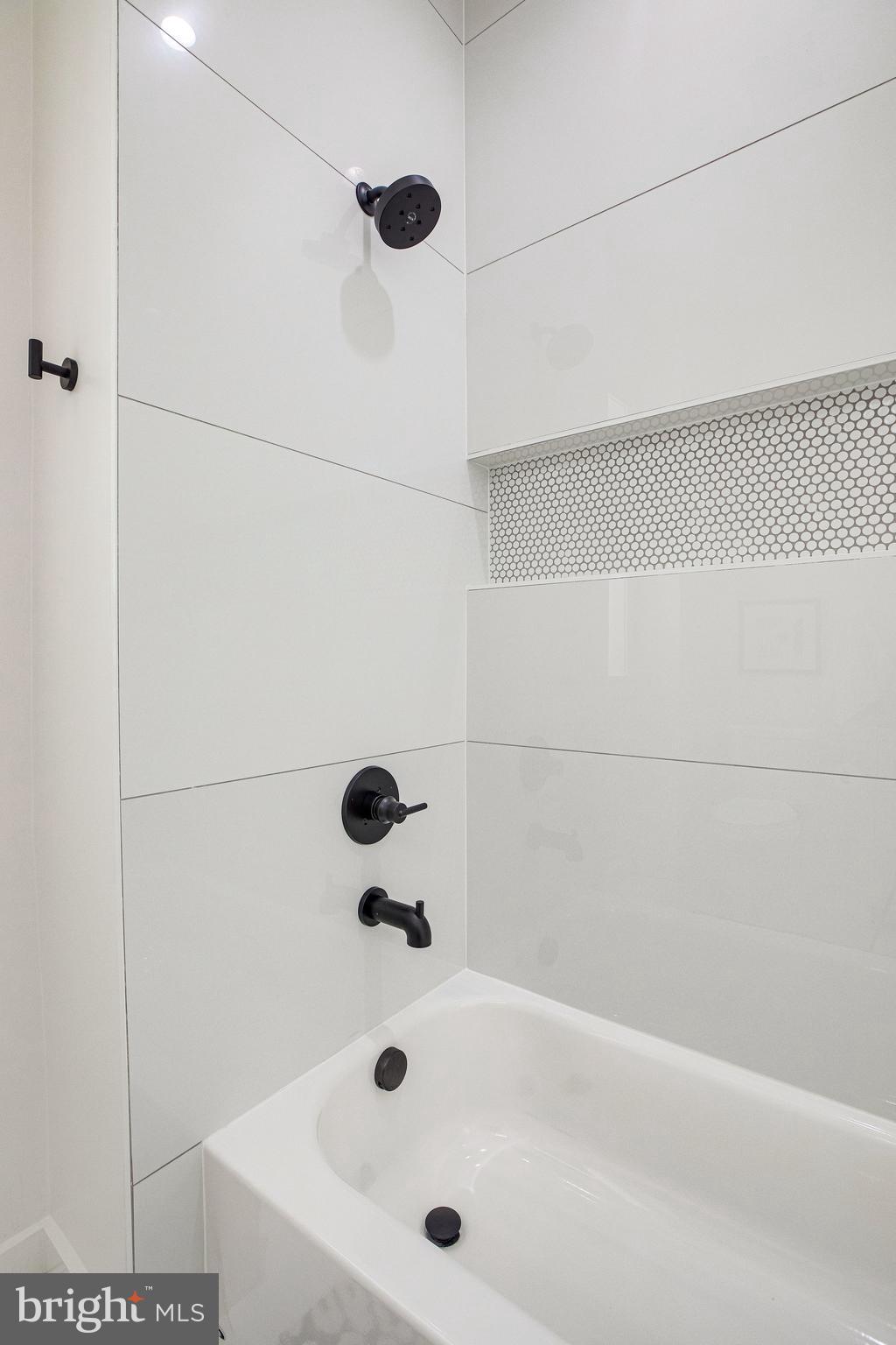 1258 Columbia Road Northwest, Unit 1 Washington, DC 20009 - Photo 23 of 61