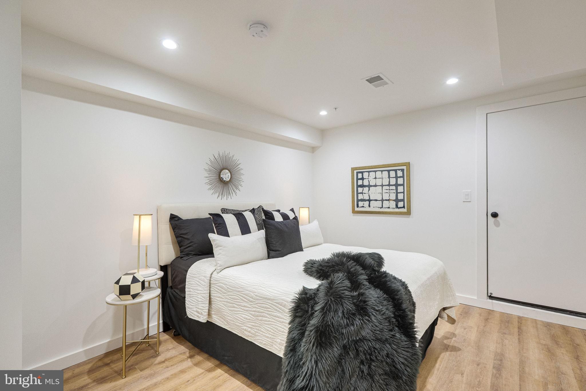 1258 Columbia Road Northwest, Unit 1 Washington, DC 20009 - Photo 45 of 61