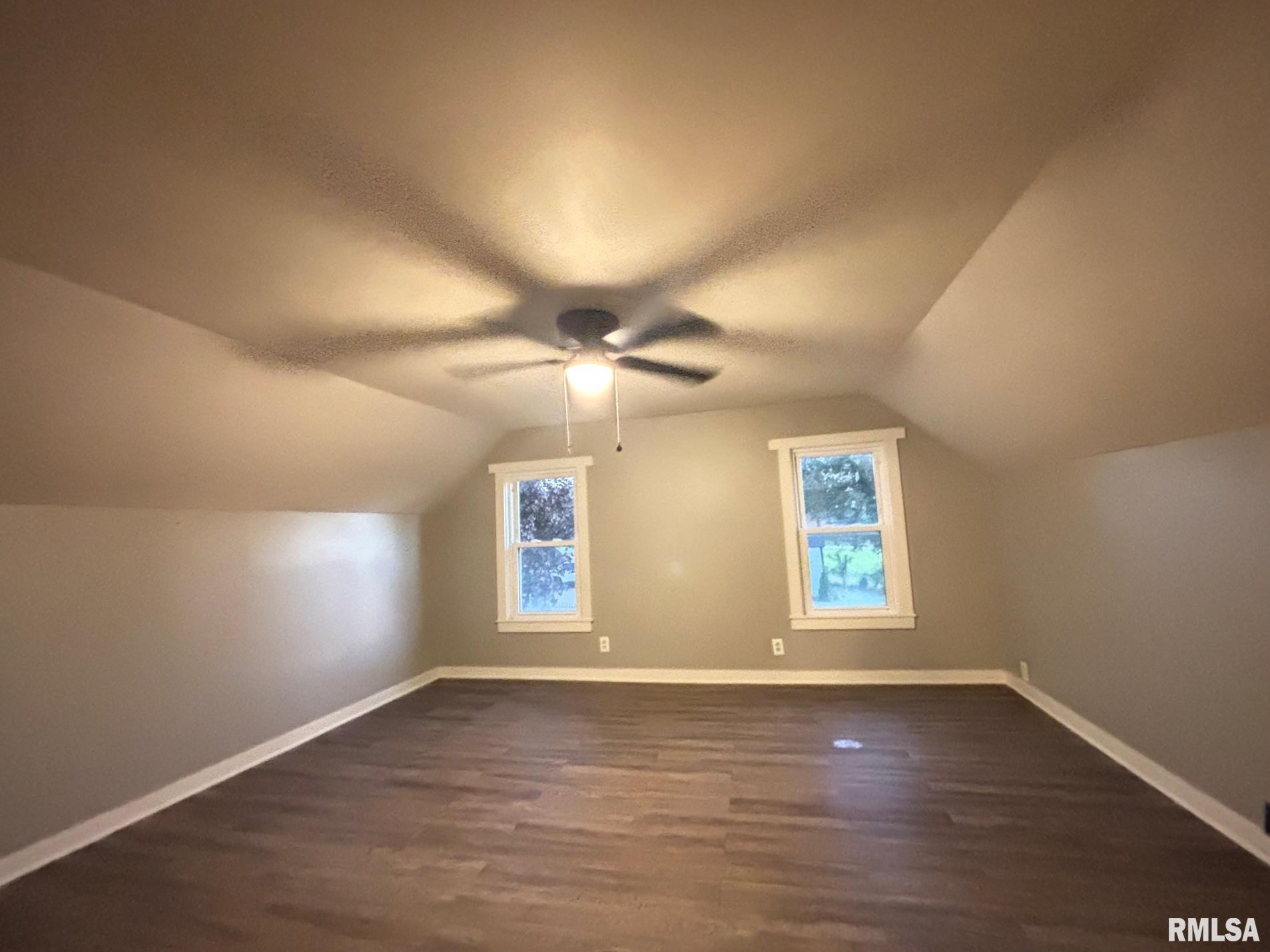 6203 North Schaffer Road Elmwood, IL 61529 - Photo 8 of 9 Gallery Image 8