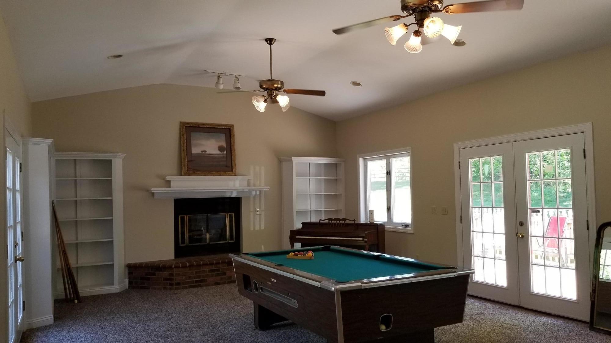 3538 Retreat Road Boones Mill, VA 24065 - Photo 23 of 41 23 Family Room (3)