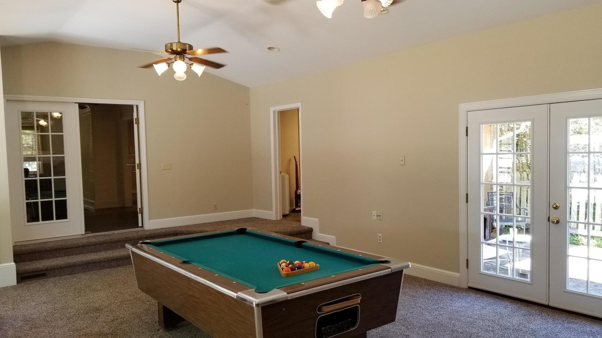 3538 Retreat Road Boones Mill, VA 24065 - Photo 24 of 41 24 Family Room (1)