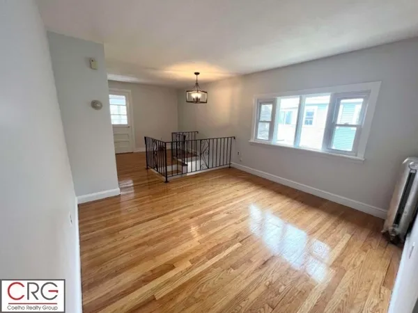 $2,900 | 7 North Street, Unit 2, Medford, MA 02155