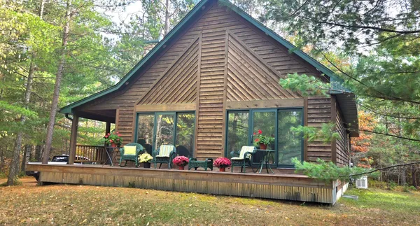 $499,000 | 9885 White Deer Lane, Boulder Junction, WI 54512