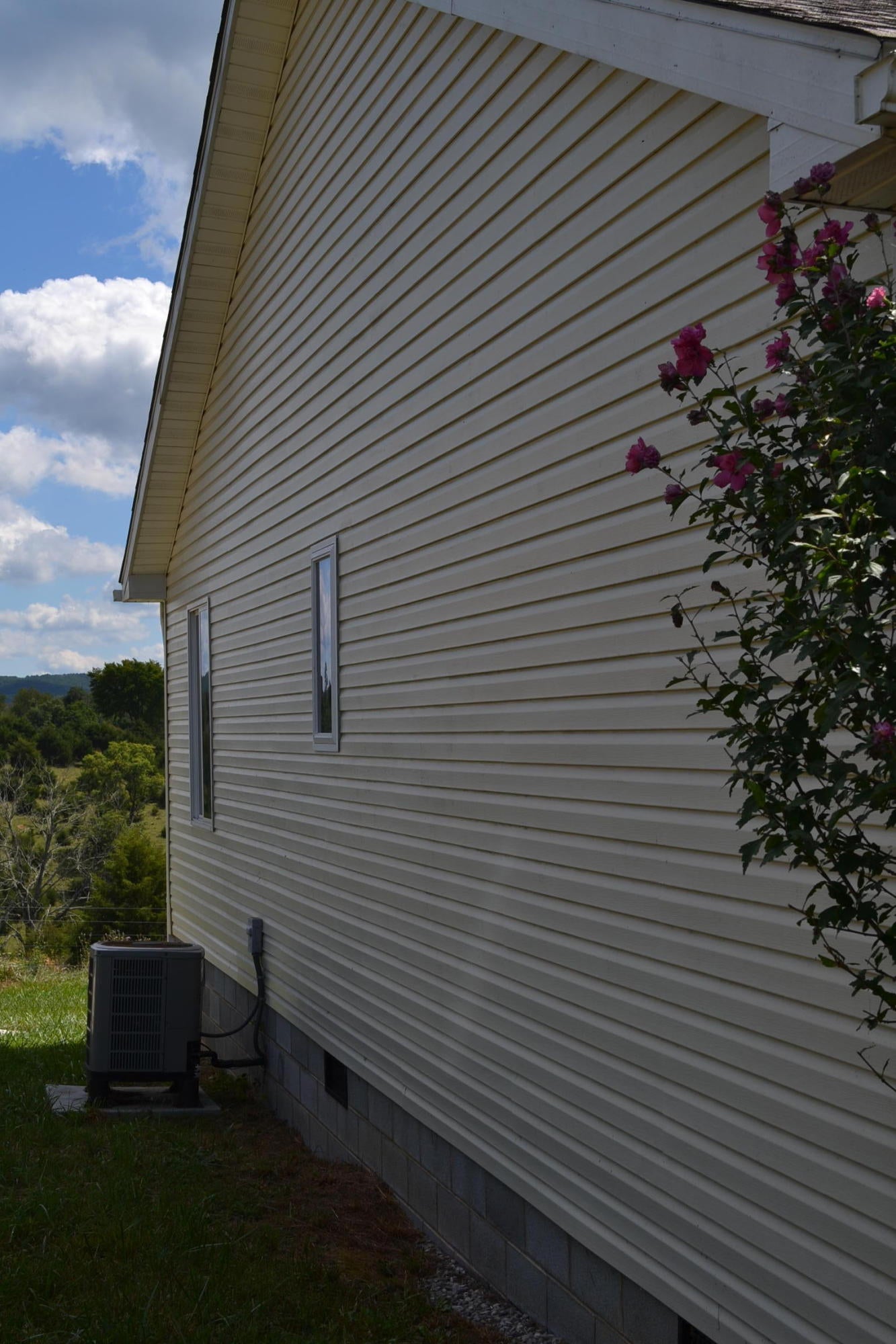 1310 Moore Road Sinks Grove, WV 24976 - Photo 5 of 59 Gallery Image 5