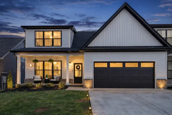 $410,333 | 1097 Malinda Lane, Greenbrier, TN 37073