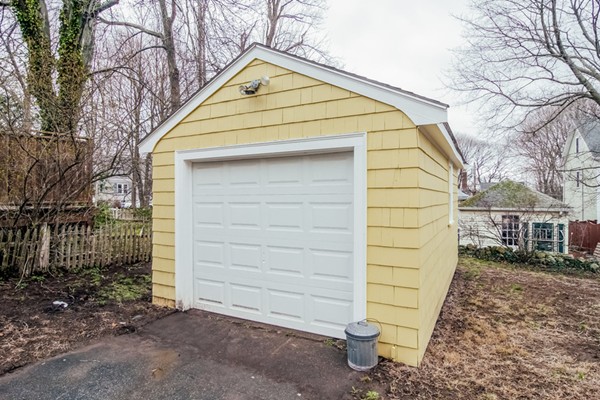11 Chase Road Waltham, MA 02452 - Photo 11 of 12 Gallery Image 11