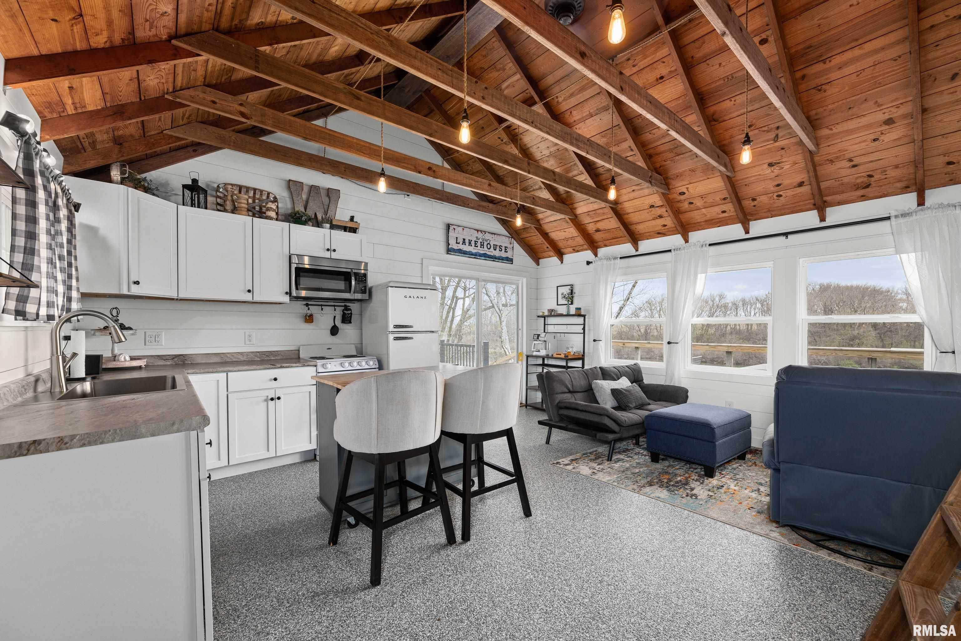 31 Hickory Barrows Alpha, IL 61413 - Photo 3 of 29 Gallery Image 3