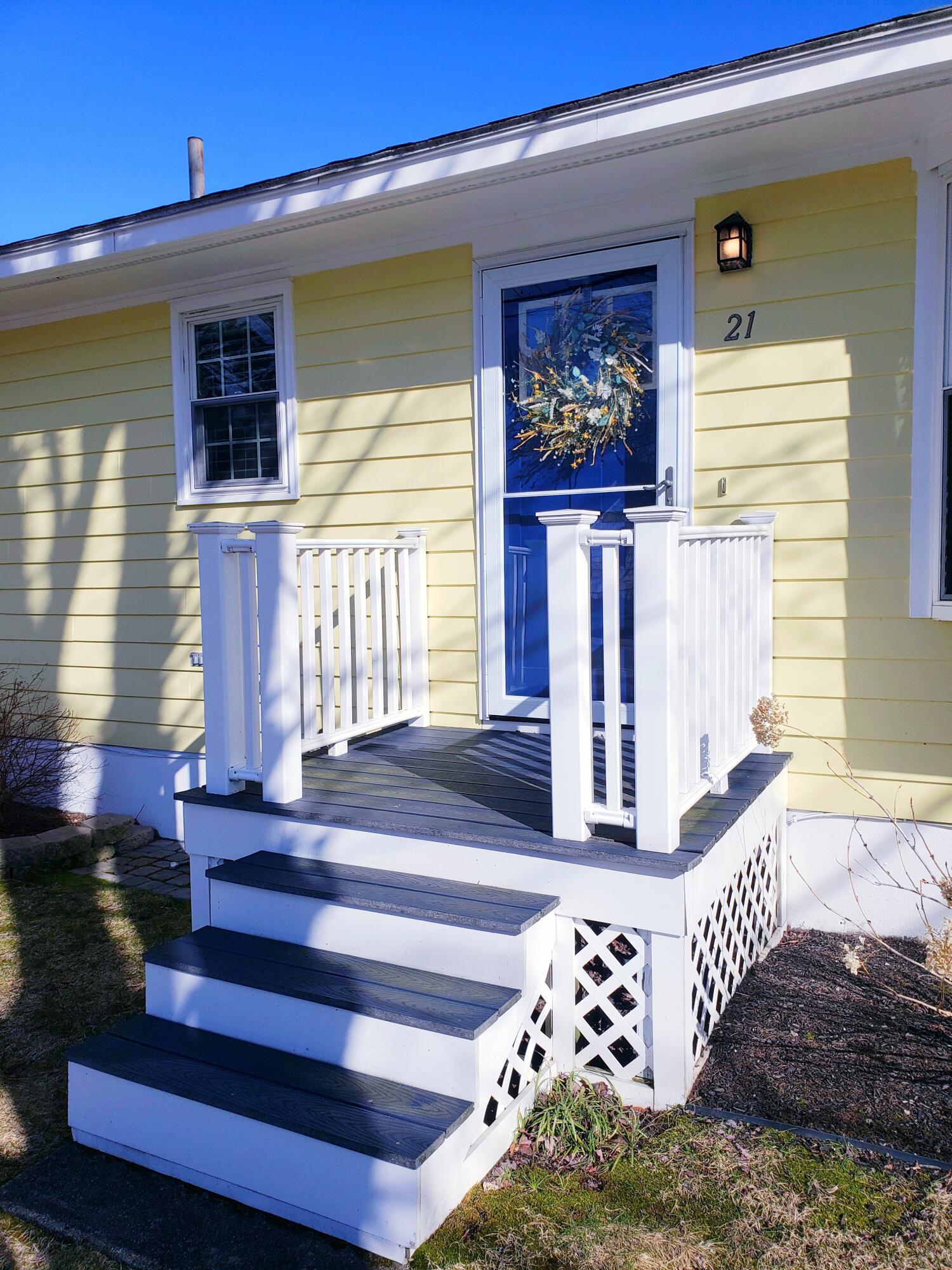 21 Tasker Street Saco, ME 04072 - Photo 9 of 87 20250413_170913
