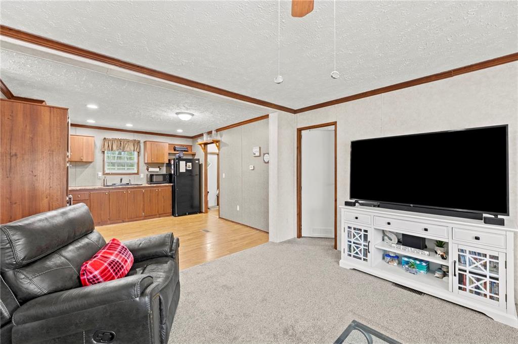 5 Persimmon Lane Mapleton, KS 66754 - Photo 5 of 34