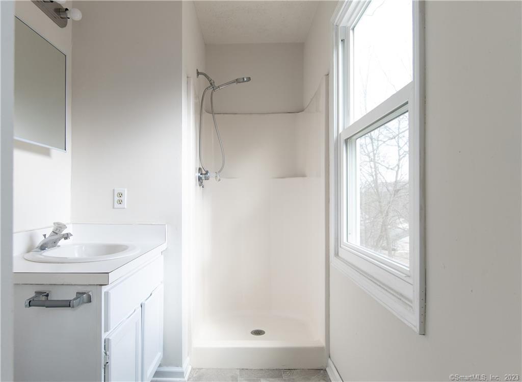 22 Maple Avenue Bethel, CT 06801 - Photo 12 of 19