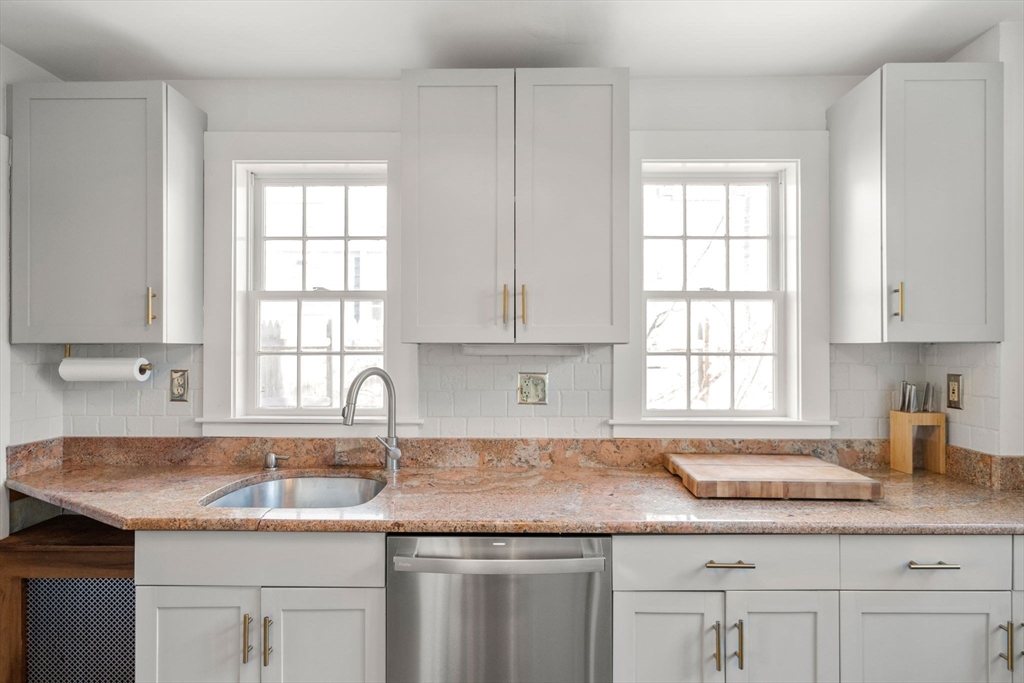 5 Westfield Street Dedham, MA 02026 - Photo 19 of 41