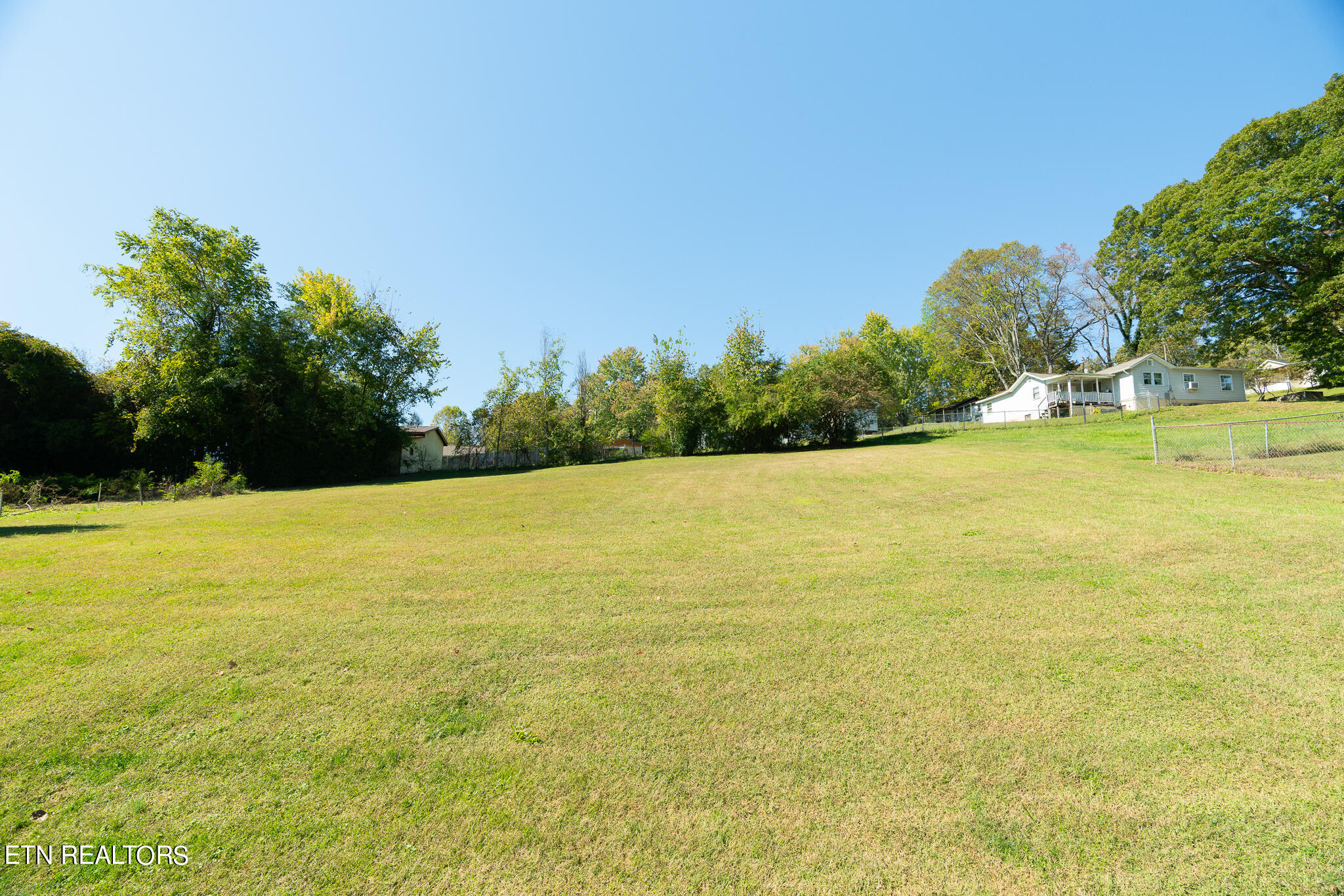 5925 Short Road Northwest Knoxville, TN 37921 - Photo 21 of 27 Backyard
