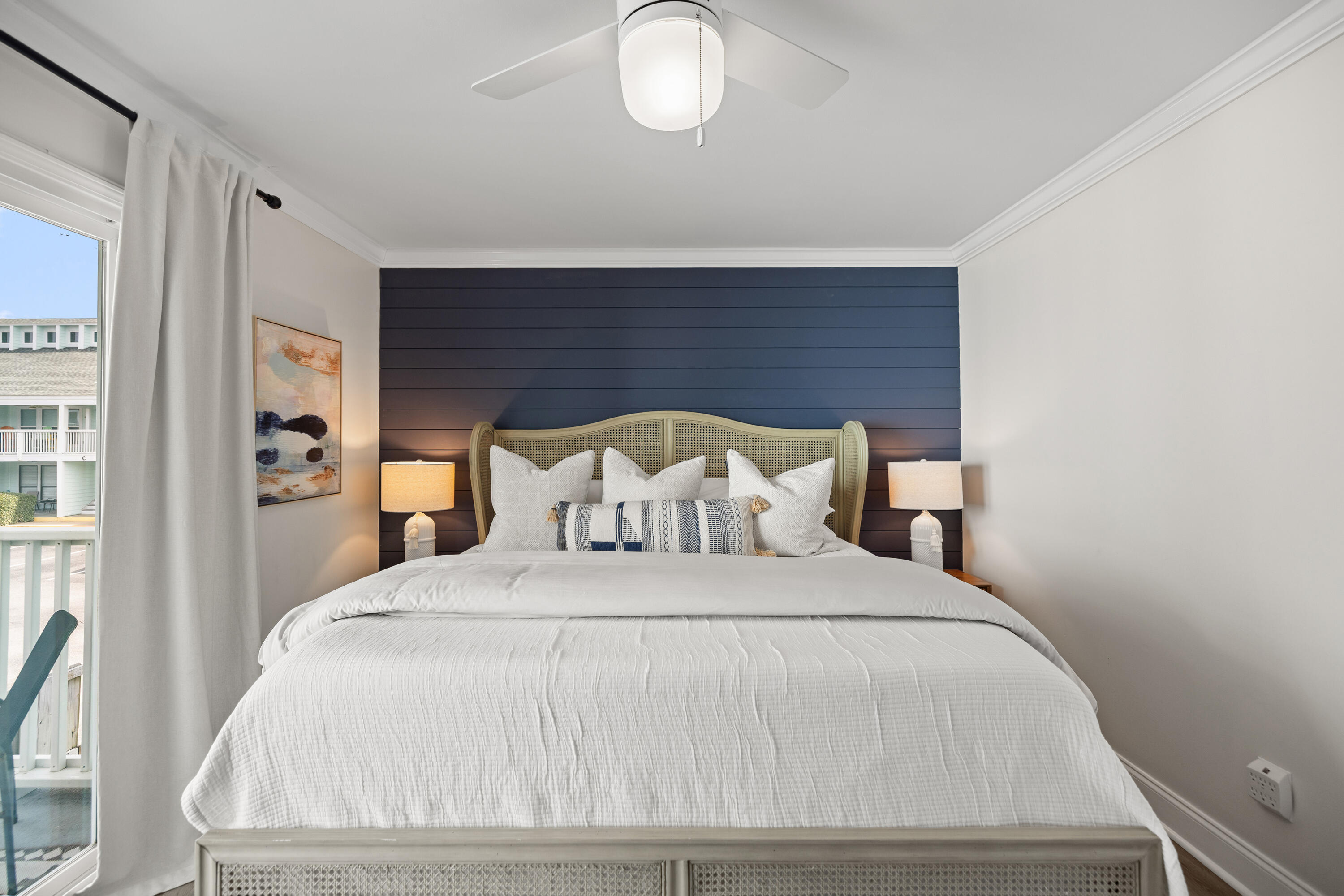 17670 Front Beach Road, Unit L7 Panama City Beach, FL 32413 - Photo 19 of 69 a large white bed in a room