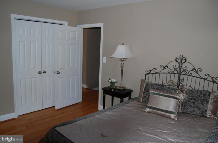 135 Stanmore Road Baltimore, MD 21212 - Photo 19 of 30 a view of a bedroom with furniture