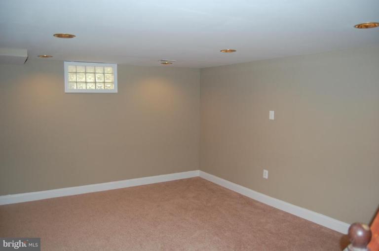 135 Stanmore Road Baltimore, MD 21212 - Photo 27 of 30