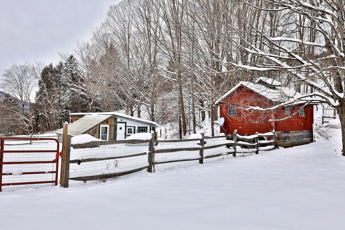 3 Music Mountain Road Stockbridge, VT 05772 - Photo 3 of 40