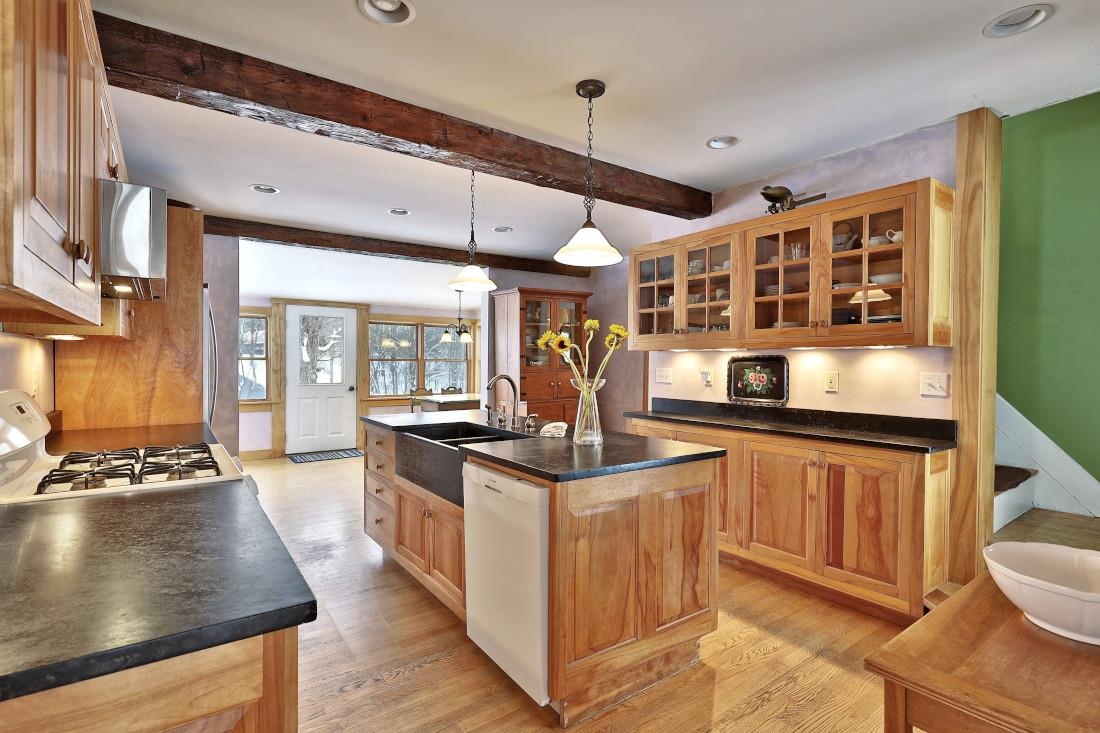 3 Music Mountain Road Stockbridge, VT 05772 - Photo 5 of 40