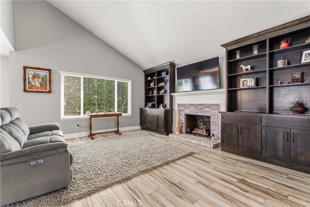 5739 Indigo Avenue Rancho Cucamonga, CA 91701 - Photo 10 of 51 Family Room
