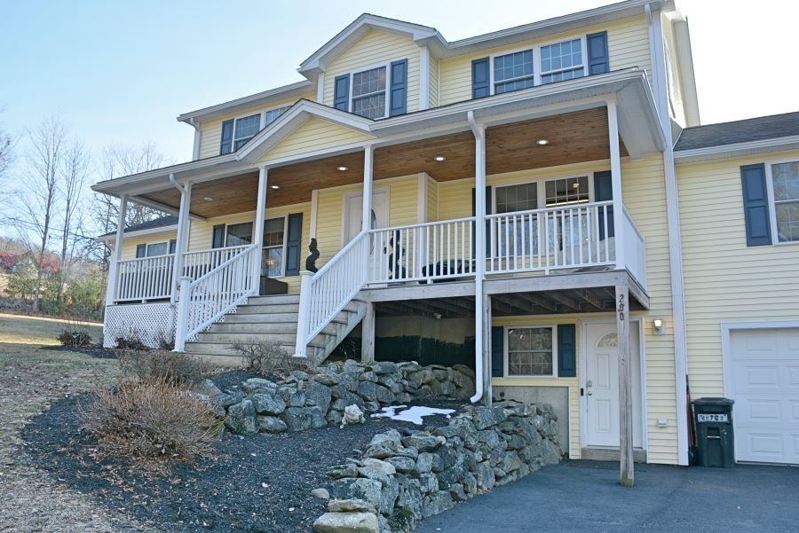 200 Middle Route Belmont, NH 03220 - Photo 4 of 40