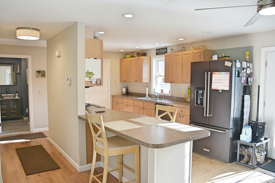 200 Middle Route Belmont, NH 03220 - Photo 8 of 40
